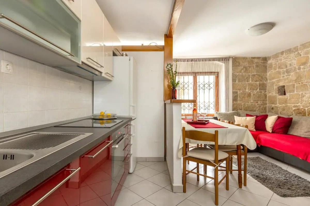 Aparrtment Terra- Combine Beach&Old Town Apartment สปลิท ภายนอก รูปภาพ
