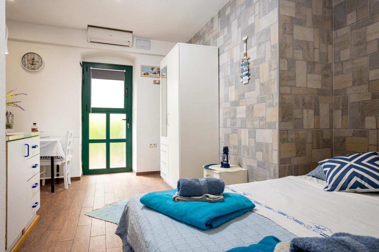 Aparrtment Terra- Combine Beach&Old Town Apartment สปลิท ภายนอก รูปภาพ